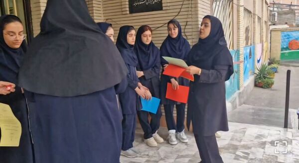 جشن روز جهانی دختر در دبیرستان بهار آزادی قائمشهر