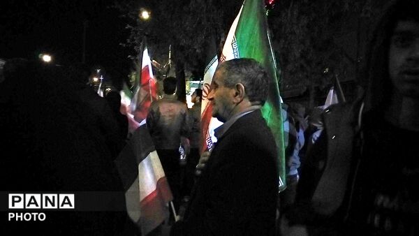 چهل روز ، چهل شب ؛ مردم نیشابور عزادار رهبر شهید و شهدای میناب هستند -۱