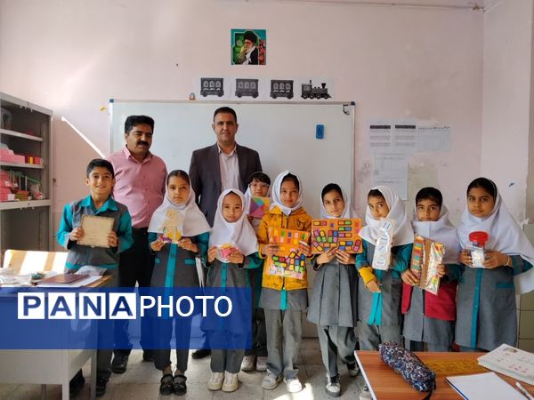 بازدید معاون آموزشی اداره آموزش و پرورش شهرستان خاتم از مدارس روستای خوانسار 