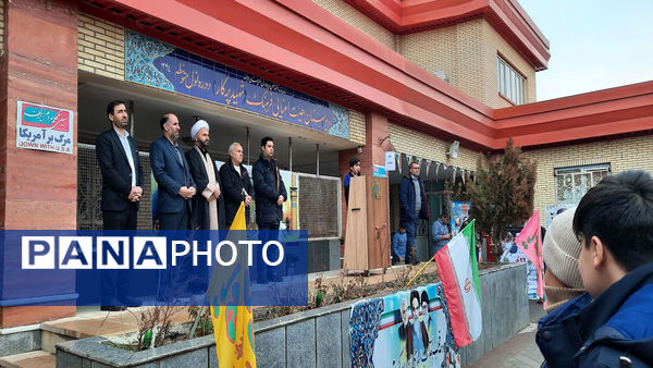 جشن انقلابی و جهاد تبیین در دبیرستان فرهنگ شهید پرکار مراغه