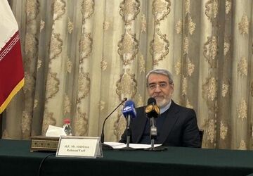 پایگاه‌ها و منافع آمریکا در کشورهای همسایه هدف حملات ما بوده‌اند