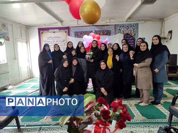 روز معلم در دبستان سروقد مشهد