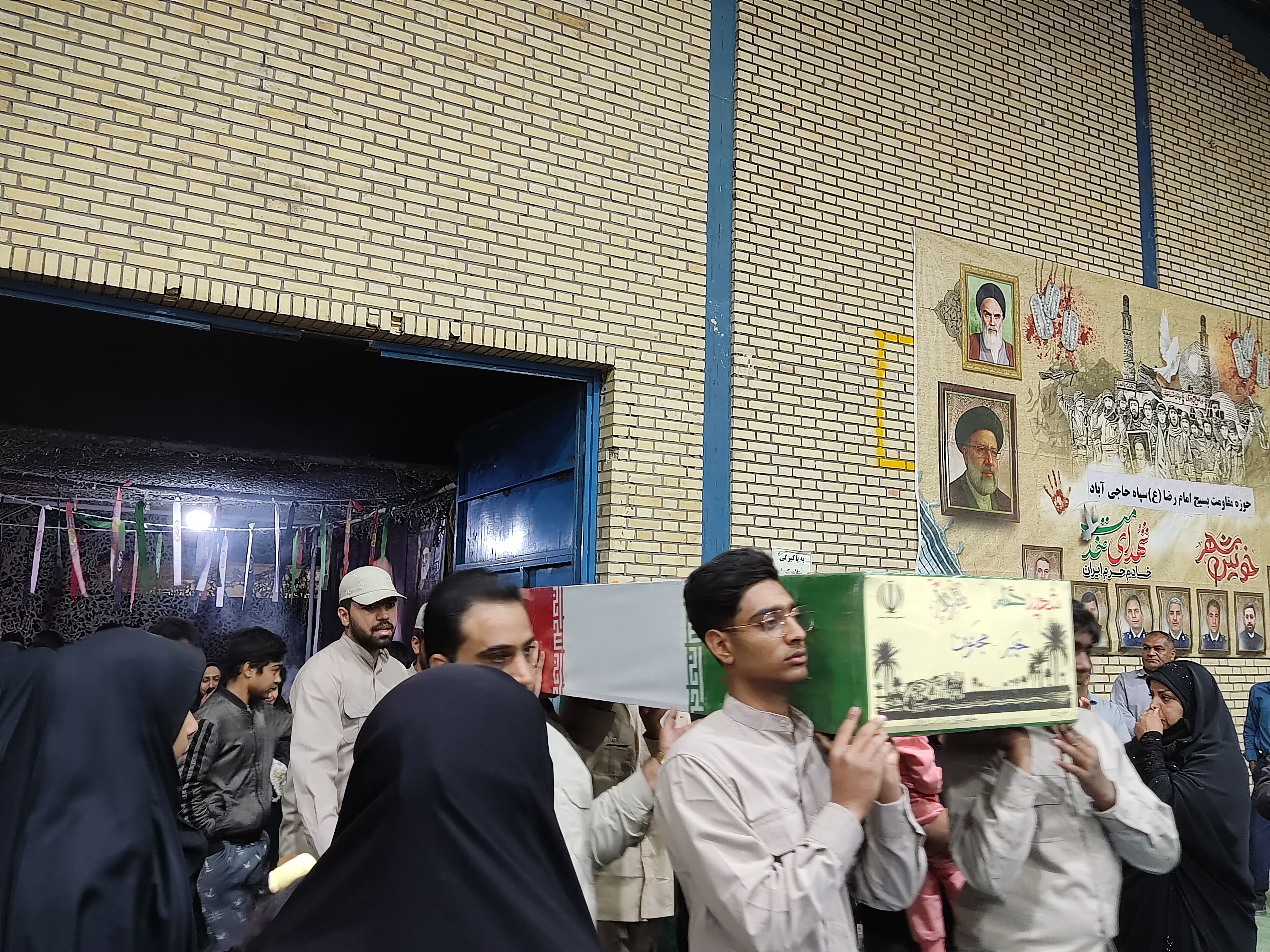 عطر حضور شهید گمنام در حاجی‌‌آباد پیچید 