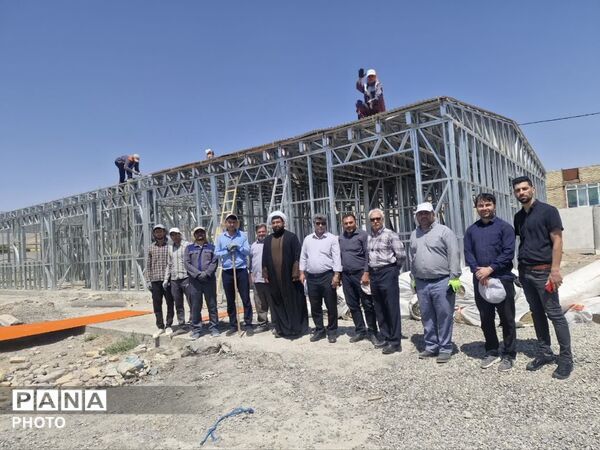 عملیات اجرایی آموزشگاه ۶ کلاسه «شهید دربندی» در روستای قلعه‌ نوِ کلات 