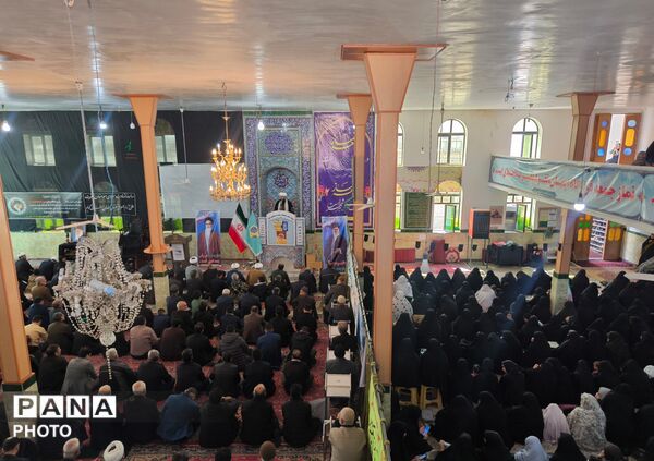 راهپیمایی تا نماز جمعه با جلوه هایی از وحدت مردم شهرستان بام و صفی‌آباد در روز قدس
