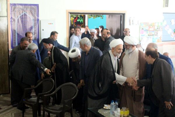 آیین کلنگ زنی احداث سه واحد آموزشی در قم
