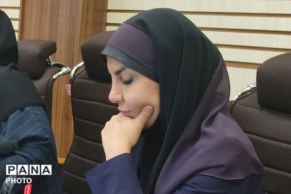 تجلیل از معاونین پرورشی در ناحیه دو شهرری 
