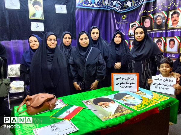 میزبانی مدرسه‌ شهید مدرس ناحیه 3 تبریز در تجمع میدان ساعت