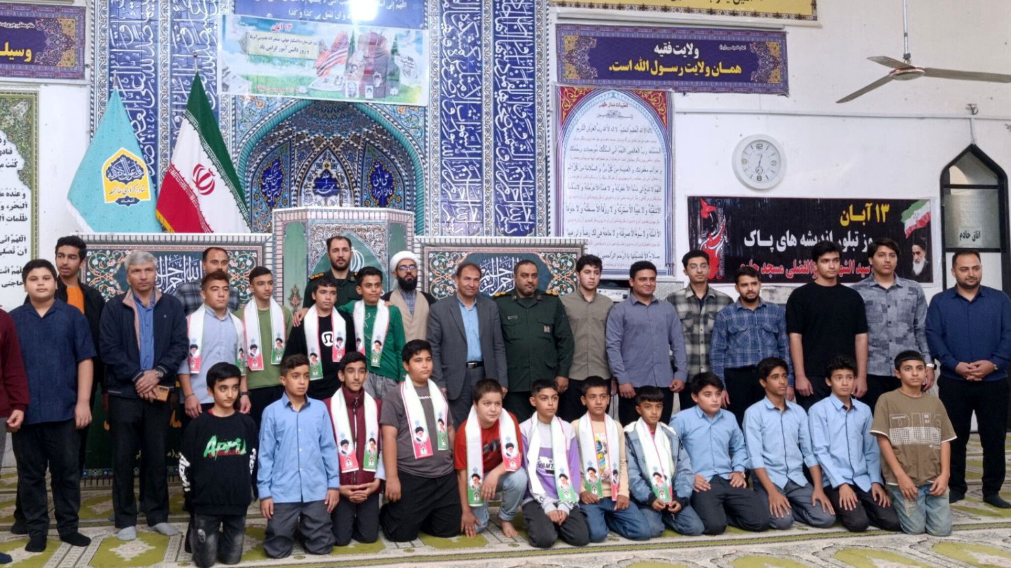  نماز جمعه این هفته آشخانه با محوریت هفته بسیج دانش‌آموزی