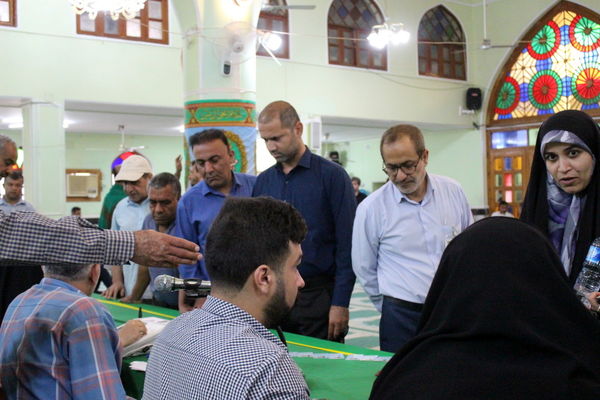 حضور پرشور مردم ولایت‌مدار بوشهر در پای صندوق‌های رأی