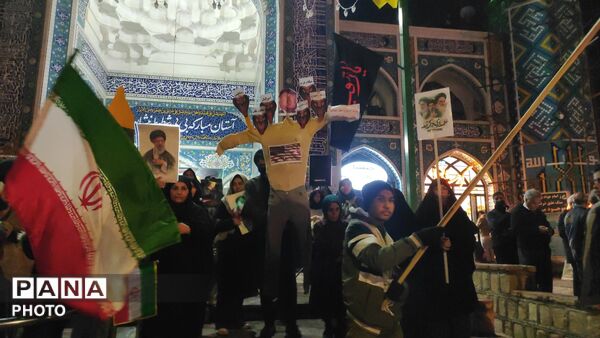 حضور گسترده و پرشور مردم انقلابی نیشابور در مراسم شهادت رهبر شهید