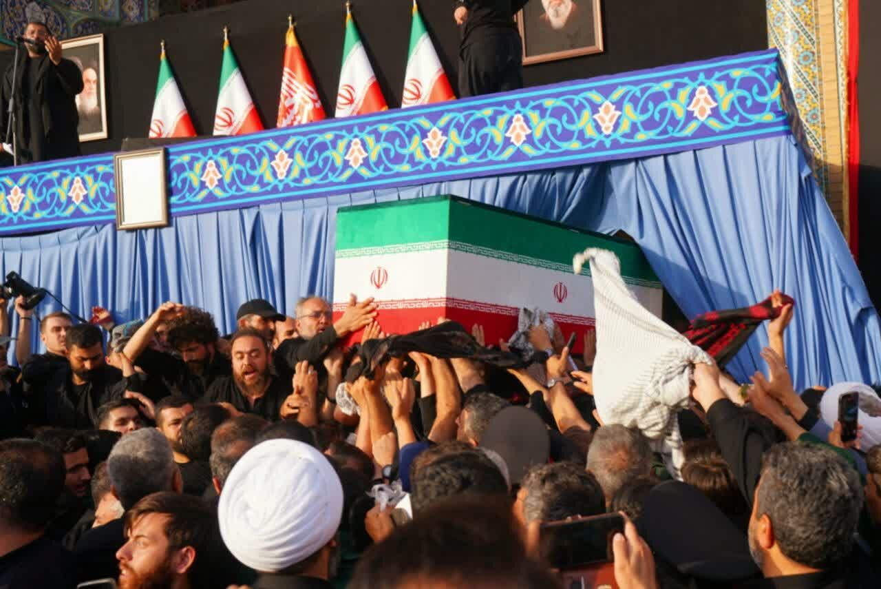 تشعشع حماسه بی‌نظیر مردم در مراسم آقای ایران، مرزهای امنیت ملی را تا اعماق دل‌ها گسترانید