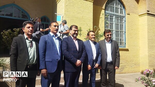 زنگ خیام در نیشابور به صدا در آمد 