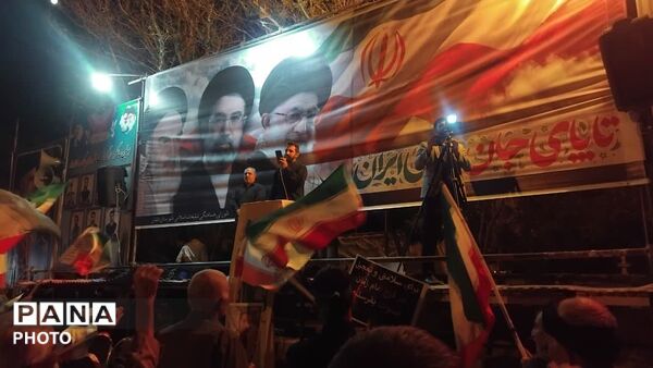 نورآباد در تپشِ بیعت؛ شکوه صد و نوزدهمین شبِ پیوندِ جاویدان با رهبری