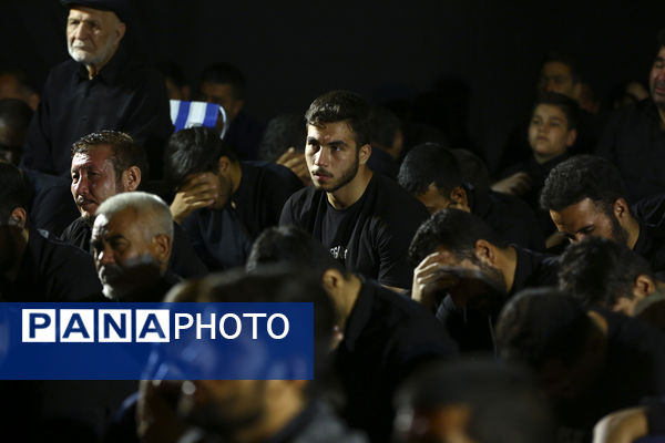 حال و هوای مسجد جمکران در شب عاشورای حسینی(ع)