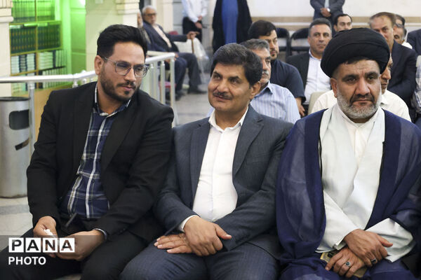 آیین بزرگداشت آیت‌الله ملک‌حسینی با حضور استاندار فارس