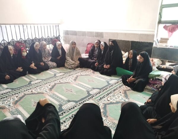 فعالیت گسترده دانش‌آموزان در ایام البیض