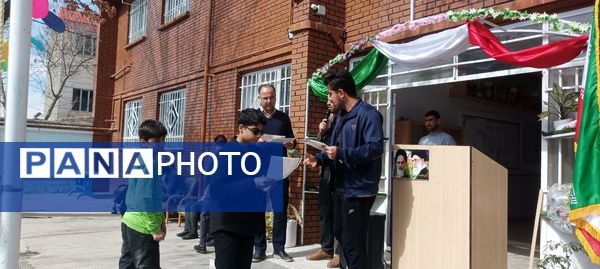 تقدیر از دانش‌آموزان برتر دبیرستان پژوهش آشخانه 