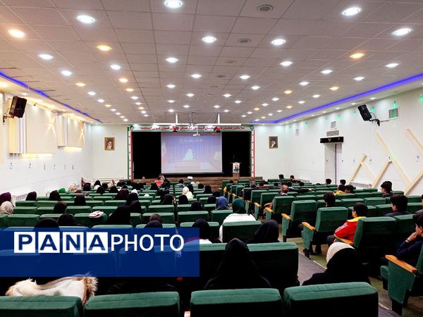 جلسه سفیران رسانه‌ای مدارس در کاشمر