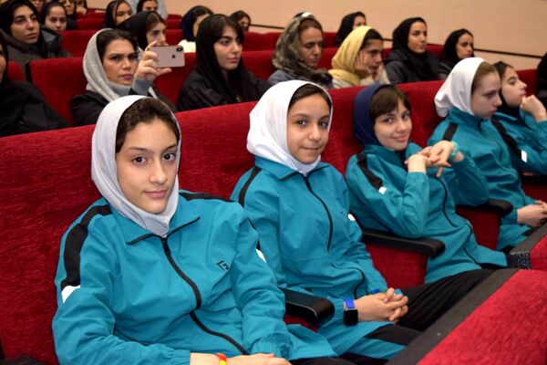  ضیافتی از افتخار و تجلیل برای قهرمانان دانش‌آموز