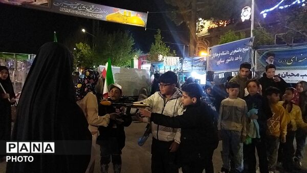 موکبی به رنگ مقاومت و دشمن ستبزی ویژه کودکان نیشابوری