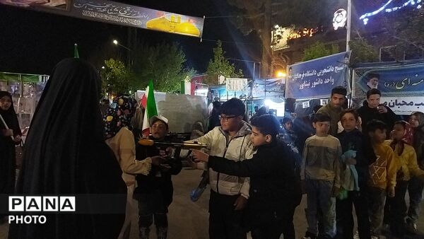 موکبی به رنگ مقاومت و دشمن ستبزی ویژه کودکان نیشابوری