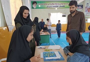 مسابقات بازی‌های فکری روبیک و اوتلو برای دانش‌آموزان متوسطه اول ورامین