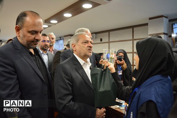 روز خبرنگار با حضور وزیر آموزش و پرورش