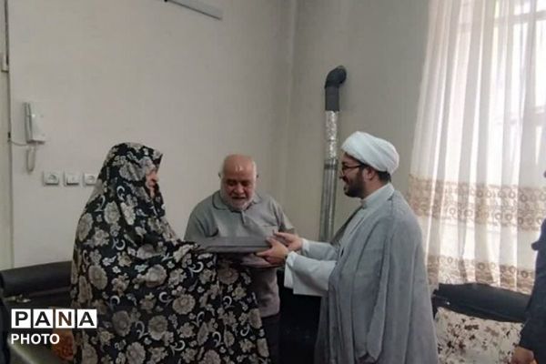 تقدیر فرماندهان ارشد نظامی از صبر خانواده‌های شهدا در آستانه ماه مهمانی خدا