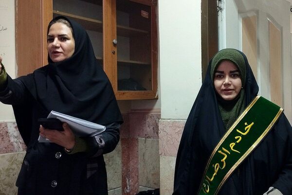 مراسم چهارشنبه‌ امام‌ رضایی در بهارستا‌ن دو