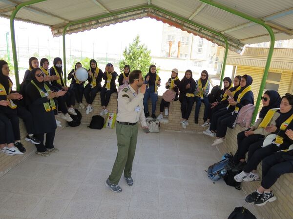 اردوی تمشک دختران بجنورد در اردوگاه شهید چمران 