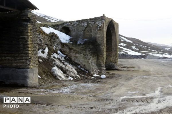 بازدید مسئولان ملی و شهرستانی از کاروانسرای تاریخی گدوگ 
