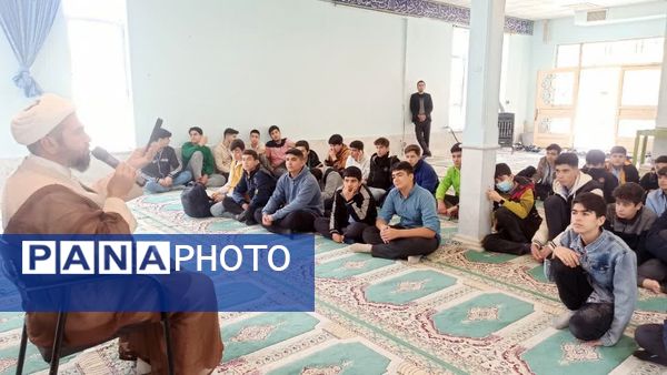 اجرای طرح رویداد نوآوین در دبیرستان پسرانه ولی عصر(عج) 