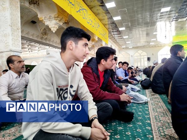 نماز جمعه در شهرستان کاشمر 