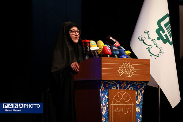 آیین تقدیر از پذیرفته‌شدگان سمپاد مناطق هدف بنیاد علوی