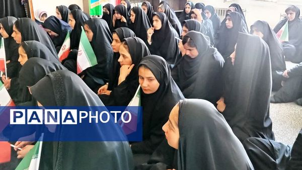 جشن دهه فجر در مجتمع فرهنگی، آموزشی و خوابگاهی حضرت فاطمه معصومه (س) دیشموک