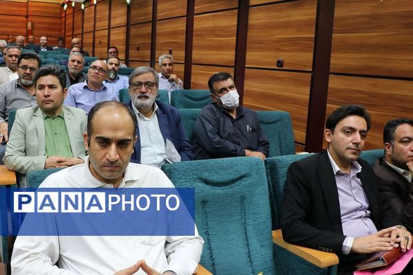 حضور مدیران ناحیه دو شهرری در مراسم تقدیر از مدیر و معاونین اسبق ناحیه 