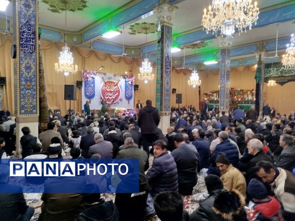 مراسم ولادت حضرت امام حسین (ع) در تکیه حسینی شهرستان کاشمر 