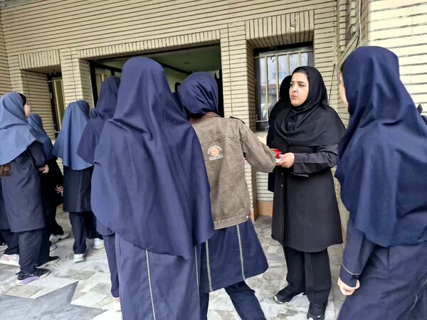 جشن روز جهانی دختر در دبیرستان بهار آزادی قائمشهر
