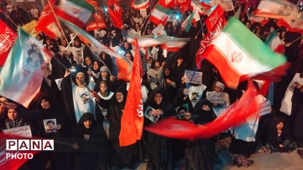 حضور حماسی نورآبادی‌ها در صد و نود و نهمین موج بیعت
