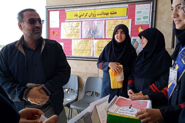  انتخابات همیار مشاور در آموزشگاه هیأت امنایی فرزانگان ملارد