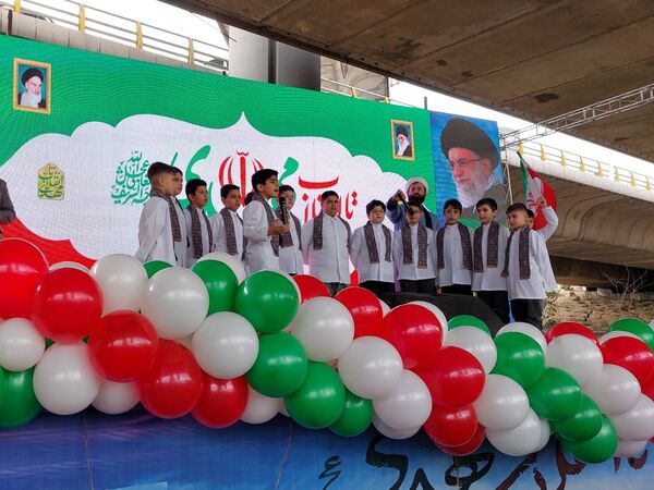 حضور حماسی منطقه ۵ در راهپیمایی ۲۲ بهمن