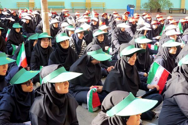 از میدانِ ورزش تا صندوقِ رای