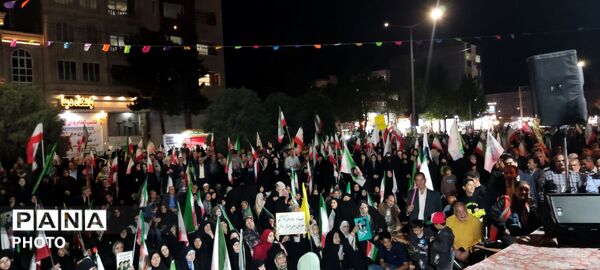  شبی آکنده از عطر رضوی در حسینیه فضل نیشابور
