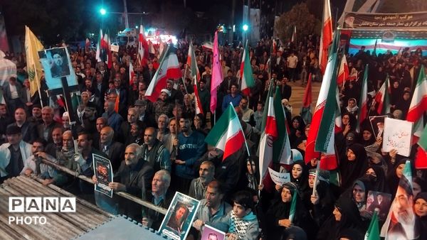 نورآباد میزبان هفتاد و چهارمین موج تجمعات بیعت با رهبری 