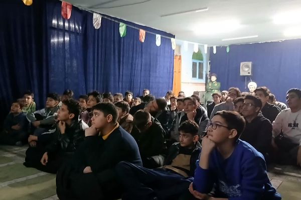 اولین روز حضور پسران ناحیه دو شهرری در مراسم معنوی اعتکاف 