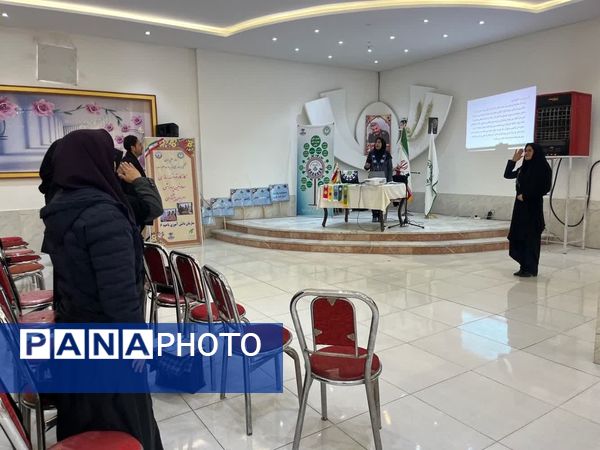 جلسه ضمن خدمت توانمندسازی مربیان و معاونین پرورشی ناحیه ۶ مشهد