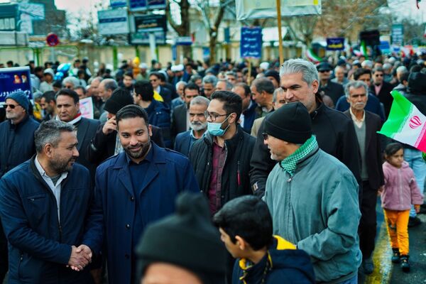 راهپیمایی ۲۲بهمن در شهرستان کاشمر با حضور پر رنگ مردم برگزار شد 