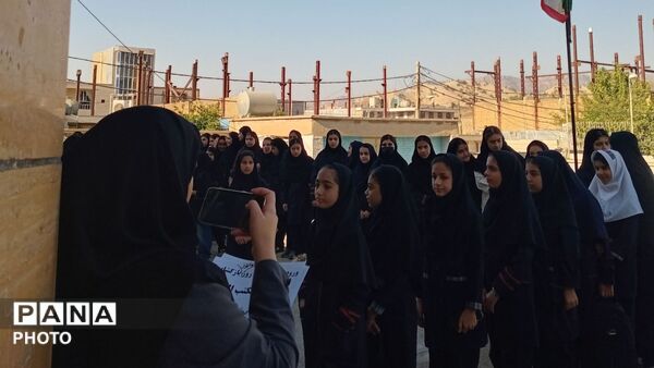 مانور بازگشایی در مدرسه مکتب الزهرا معمولان