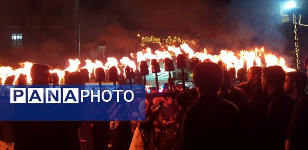 حب الحسین مشعلی فروزان در دل‌های مومنان